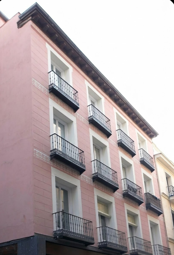 Calle La Reina 15 - Rehabilitación Histórica