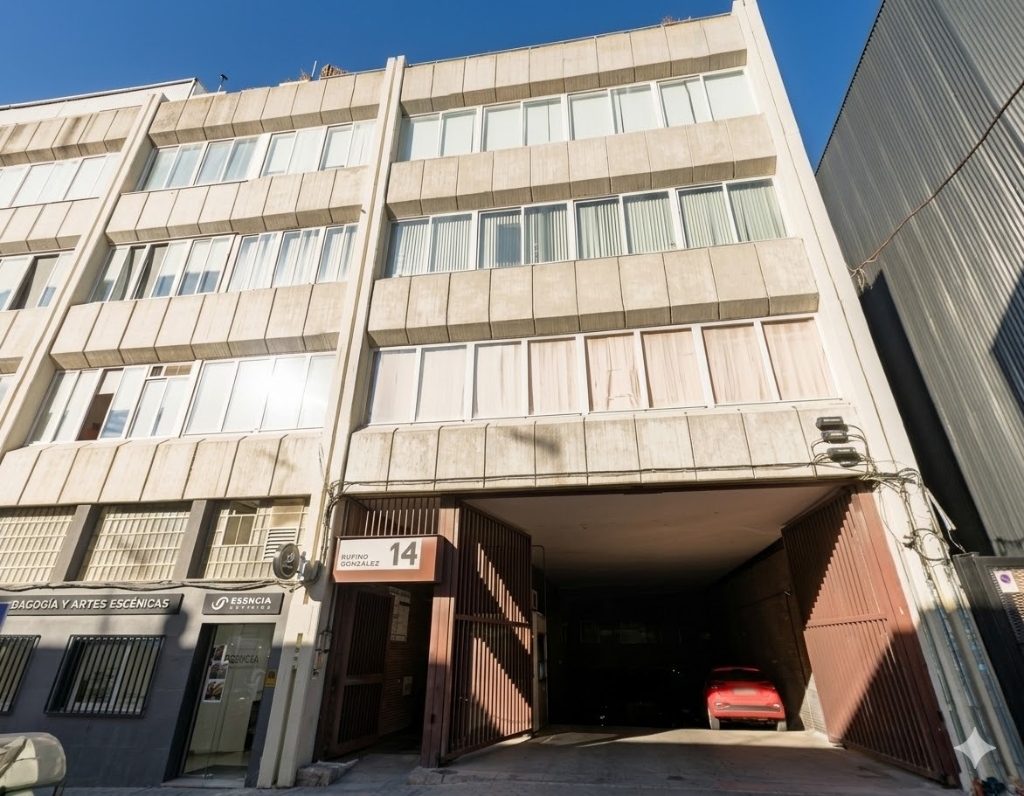 Calle Rufino González 14